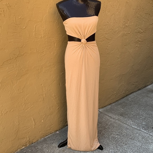 Princess Polly Knot Front Cutout Maxi Dress - Picture 4 of 10